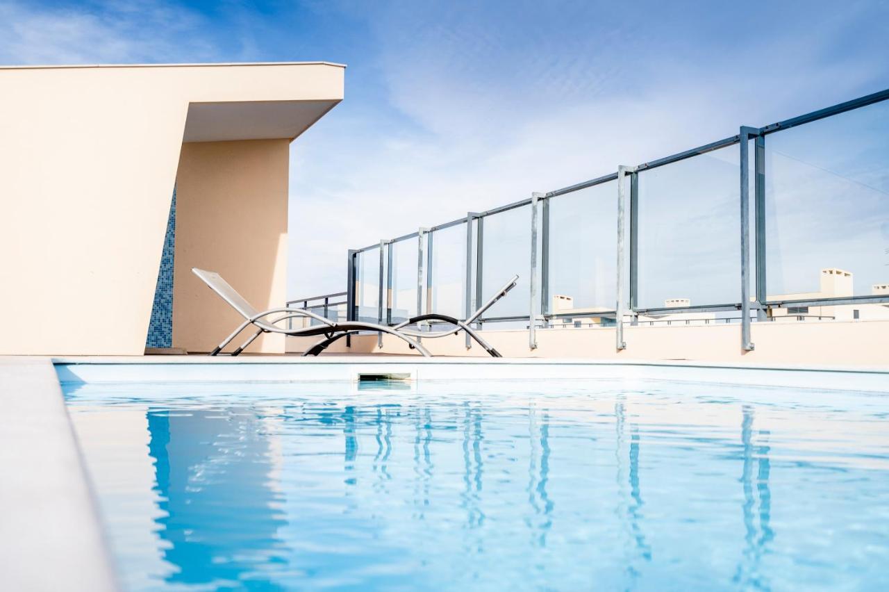 شقة Oceanfront: Luxury Spectacular Sea Views And Pool Olhão المظهر الخارجي الصورة